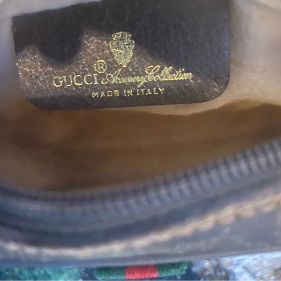 Vintage Gucci purse. CLASSIC. - Picture 9 of 12